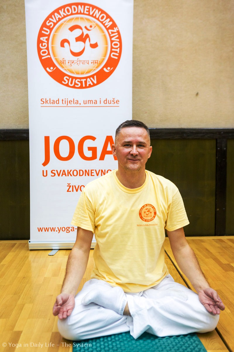 1U4A2130 10 10 2017 yoga knezija