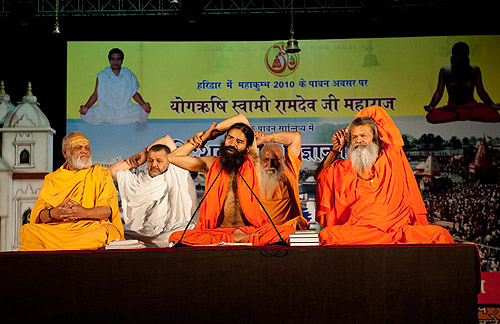 swamiji_with_ramdevji02